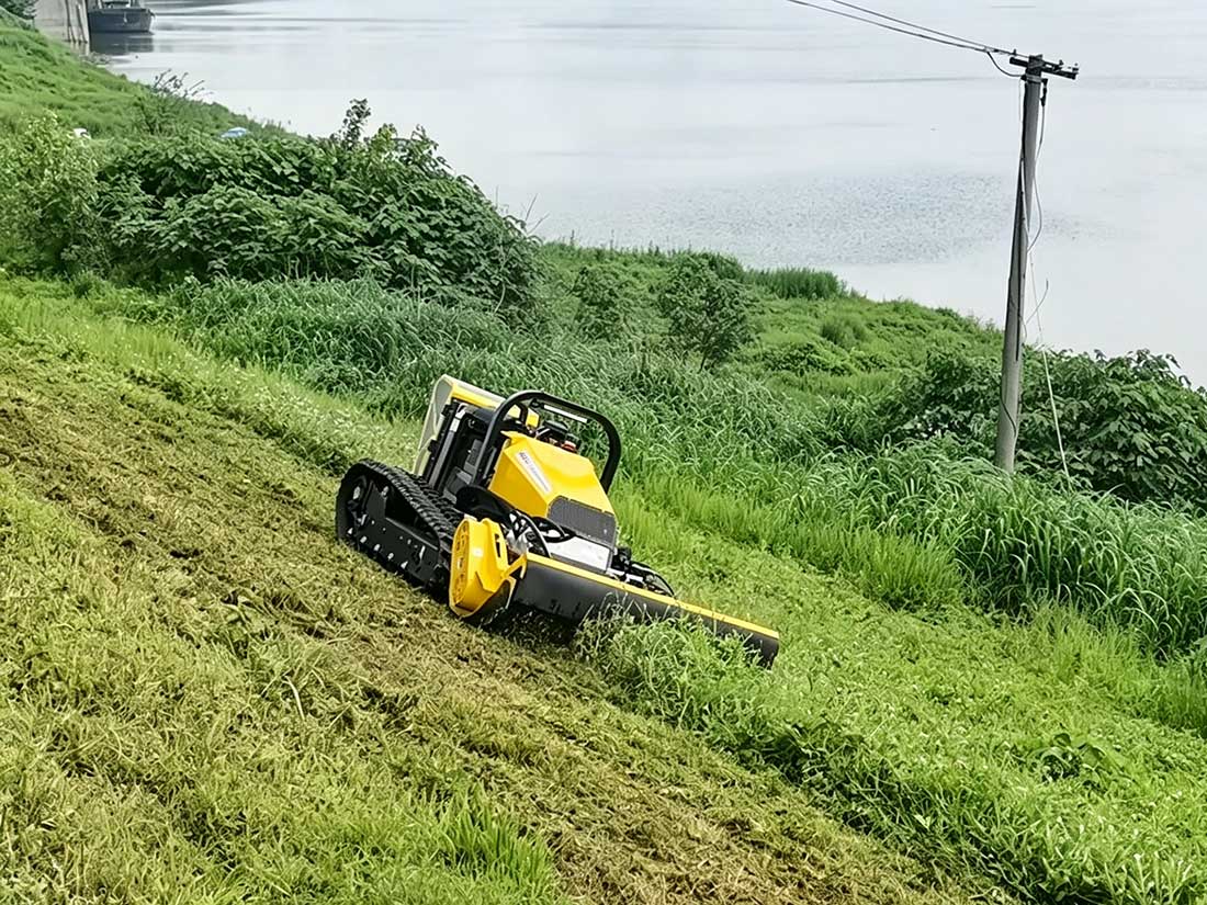 remote Control Slope Mower: The Ultimate Solution for Safe Hillside Mowing